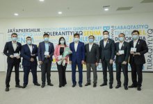 Волонтеров #BizBirgemiz наградили медалью «Халық алғысы»