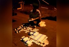 Полицейские ЗКО изъяли в аптеках 2400 масок и более 400 упаковок лекарств