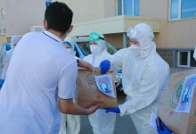 Активисты МК «Jas Otan» порадовали медиков страны «Пакетами благодарности»