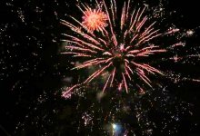 Ночной салют устроили неизвестные у роддома Талгара