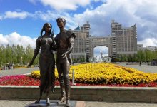 Столичные партийцы провели очередной рейд в городских парках и садах