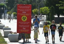 В Казахстане детям разрешили ходить без маски