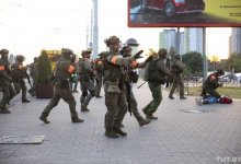 Взрывы и стрельба: новая волна протестов и задержаний охватила Минск