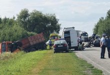 Полицейские расследуют смертельное ДТП с участием КамАЗа в СКО