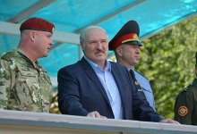 Страну никому не отдадим - Лукашенко о ситуации в Белоруссии