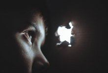 19-летнюю девушку без еды и воды держали в погребе в Кыргызстане