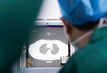 Ежедневно коронавирусной пневмонией заболевает в среднем тысяча казахстанцев