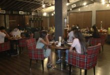 В Алматы оштрафовали несколько заведений за работу ночью. В одном из них находилось 80 человек