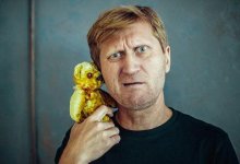 Звезда «Уральских пельменей» вынужден подрабатывать электриком