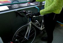 Акиматы решили запретить провозить в автобусах велосипеды и самокаты