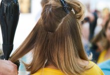 В Казахстане салонам красоты, фитнес-центрам и саунам разрешили работать в выходные