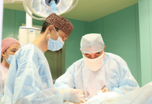 Килограмм волос удалили из желудка 17-летней алматинки