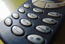 Почему стоит вернуться к кнопочным телефонам