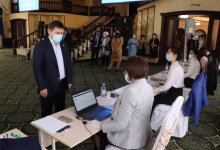 Праймериз в Шымкенте: свой голос за кандидатов отдал глава города