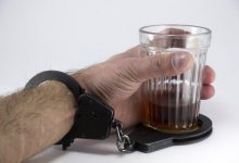 Ученые: каждый четвертый пожилой мужчина страдает алкоголизмом