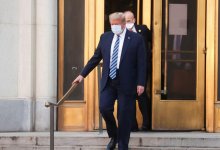 Трамп покинул госпиталь на вертолете