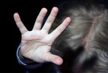 Женщина до полусмерти избила четырехлетнюю дочь в Украине