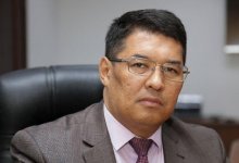 Аким Павлодара назвал свою зарплату