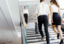 Ходьбу по лестнице назвали преимуществом, возникшим из-за коронавируса