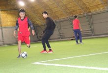 Казахстанcкие работники СТО, базаров и рынков перевоплотились в футболистов