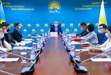 Заседание Nur Otan: в «Казахтелекоме» узнали, как сельчанам не хватает хорошего Интернета