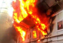 Пожар в Алматы: загорелся рынок автозапчастей