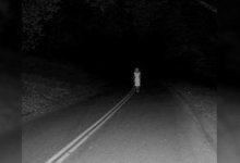 В ЗКО сельчане заметили призрак девушки. Теперь целый район молится и устраивает садака