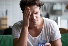 Постоянный кашель и депрессия: у переболевших коронавирусом нашли новые опасные расстройства