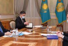 Токаев поручил контролировать стоимость ПЦР-тестирования в Казахстане