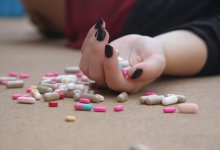 Новый неожиданный поворот нашли в деле покончившей с собой из-за полицейского карагандинки