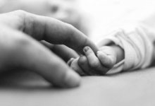 Младенец скончался в роддоме Алматы при странных обстоятельствах