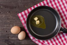 Врач рассказал, какие продукты вызывают рак