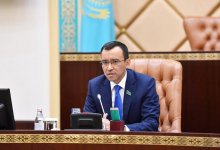 Маулен Ашимбаев рассказал, что даст казахстанцам предвыборная программа Nur Otan