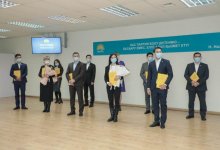 В Nur Otan вступили еще 1,5 тысячи казахстанцев