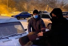 Мужчина в маске ограбил автозаправку в ВКО