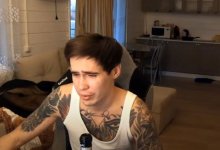 Блогер вел прямой эфир с мертвой подругой