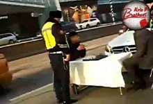 Играли в шахматы посреди автодороги: пранкеров задержали в Алматы