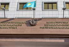 Пункт о доходах в электронном паспорте здоровья возмутил казахстанцев