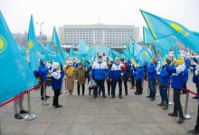 Жасотановцы по всей стране возложили цветы к памятникам в честь Дня Независимости