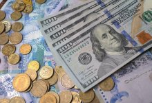 Тенге укрепился после праздников