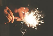 Где казахстанцам купить фейерверк и как его запускать, чтобы не нарваться на штраф