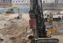 Жители Нур-Султана бьют тревогу: их дом может рухнуть из-за соседней стройки