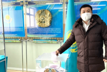 Турсынбек Кабатов проголосовал на выборах