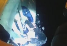 Полицейские спасли мужчину, упавшего в ледяной Иртыш