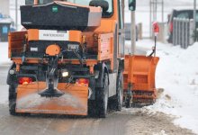 «Наматывают километраж для отчета». Пользователей соцсетей возмутило видео со снегоуборочной машиной из Нур-Султана