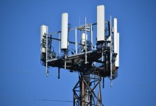 Противники 5G подожгли 230-метровую вышку во Франции