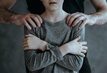 В Алматинской области мужчина похитил и изнасиловал соседского ребенка