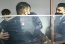 В Атырау новорожденный умер в морозильнике: обвиняемые устроили истерику в суде