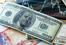Доллар продолжает дешеветь в Казахстане