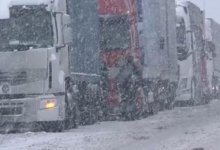 Более 16 тысяч грузовых машин и вагонов стоят в очереди на казахстанско-китайской границе